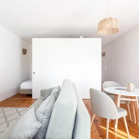 Apartment M *