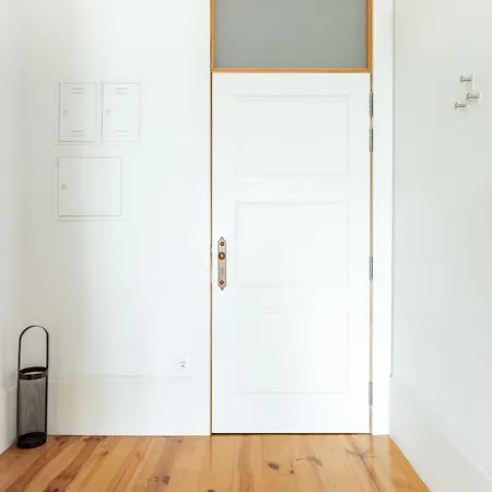 M Apartment *