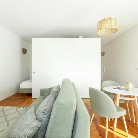 Apartment M *